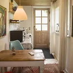 Astrup Vig Og Sauna רוסלב