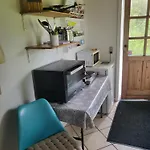 Astrup Vig Og Sauna דירה רוסלב